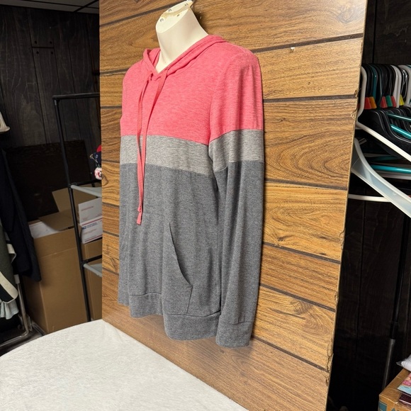 Women's Pink and Gray Hoodie top size small no brand - Picture 8 of 8